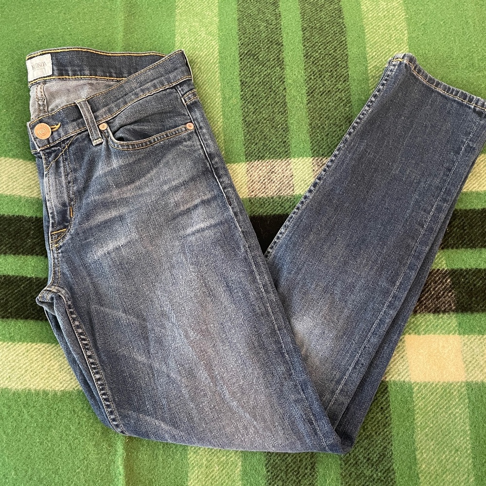 Hudson Skinny Jeans RN#107906 CA#00635 SIZE 29